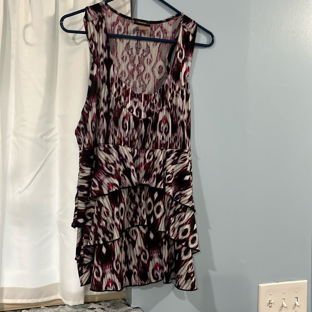 Black and red ruffled tank top